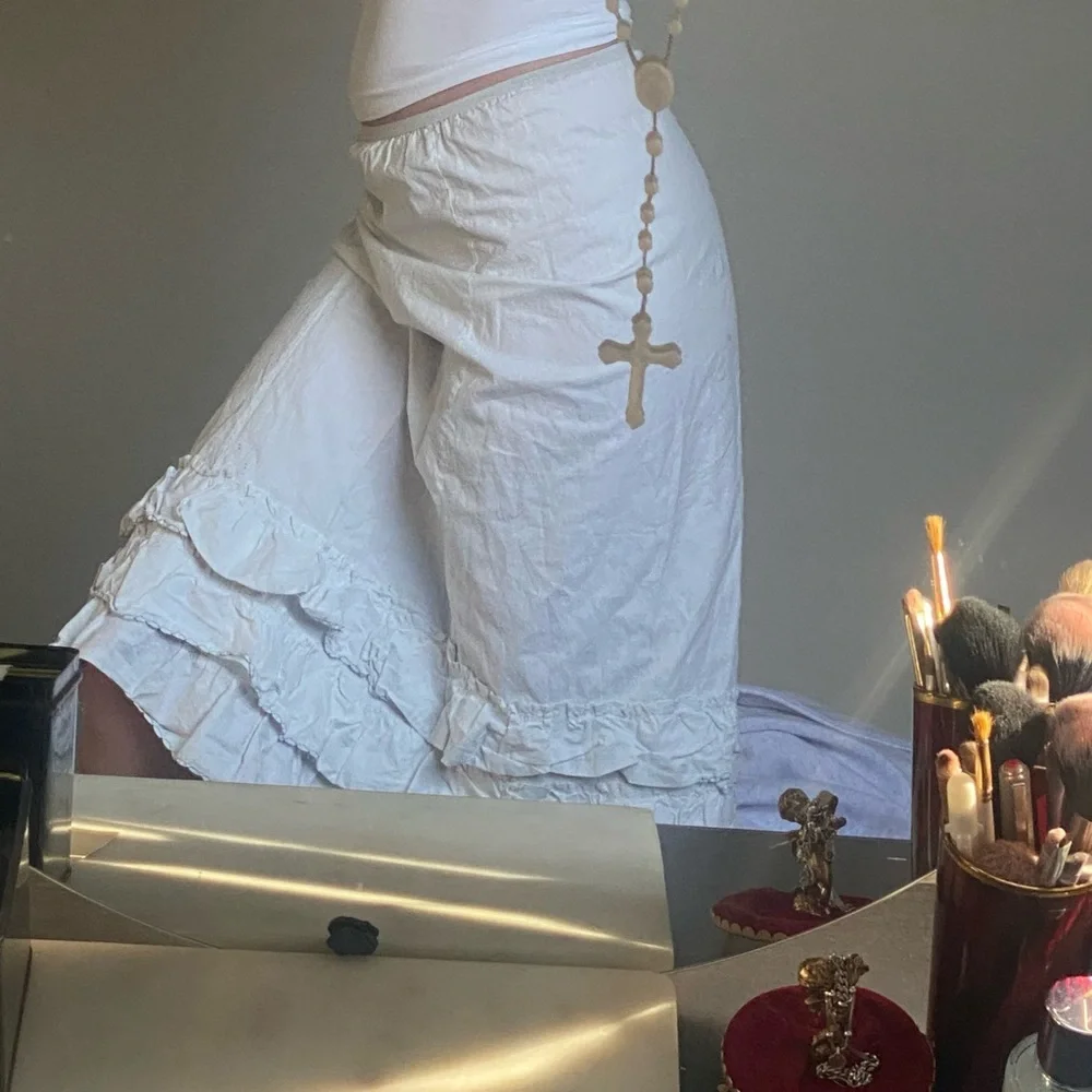 White Ruffled Skirt - Picture 2 of 3